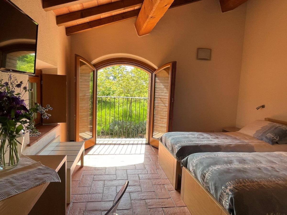 Agriturismo Podere Prasiano Marano sul Panaro Exteriör bild