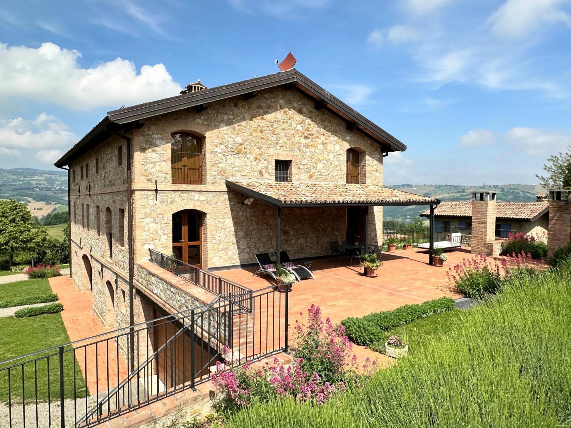 Agriturismo Podere Prasiano Marano sul Panaro Exteriör bild