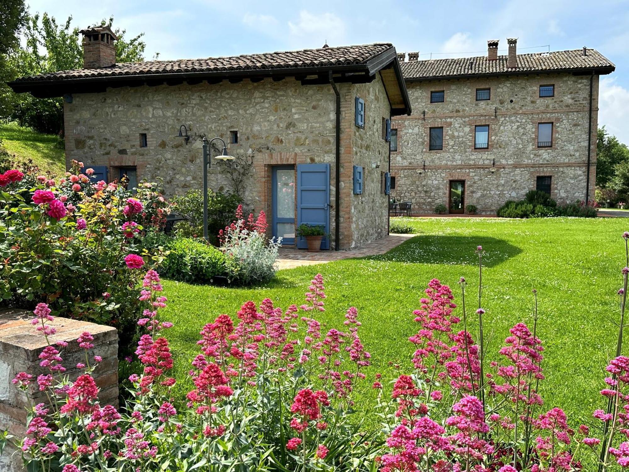 Agriturismo Podere Prasiano Marano sul Panaro Exteriör bild
